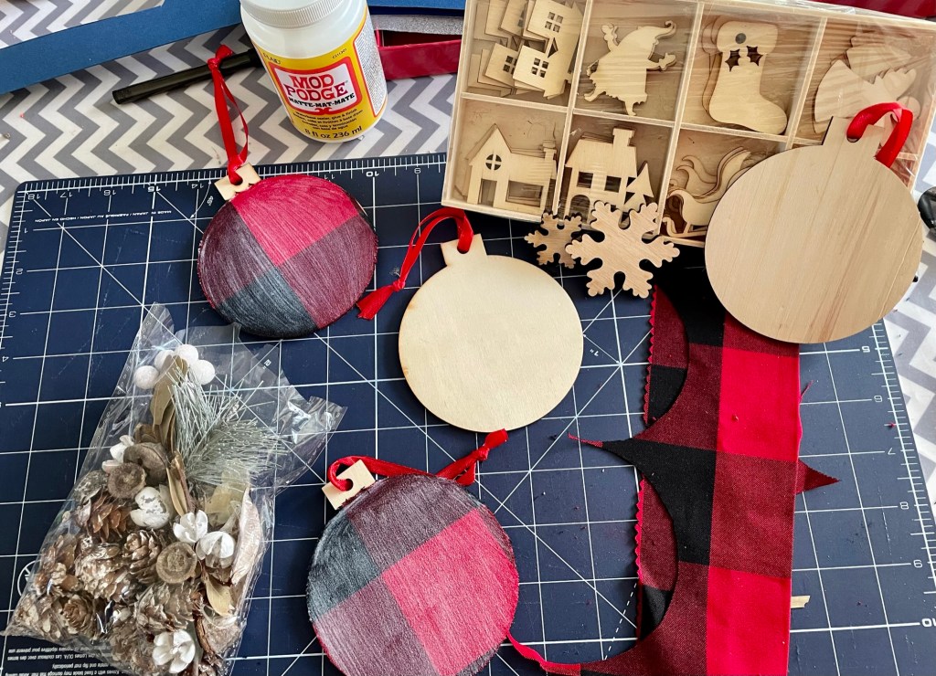 Matériel DIY décorations de Noël